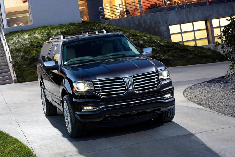 Lincoln Navigator