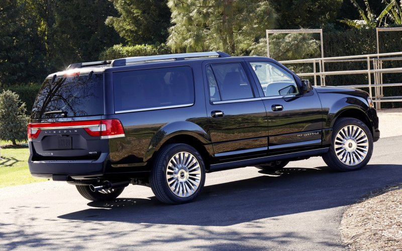 Lincoln Navigator 2015