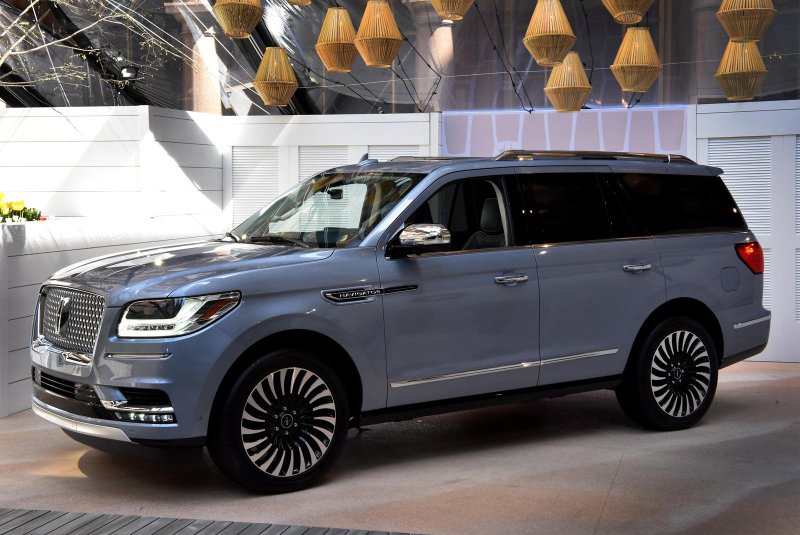 Внедорожник Lincoln Navigator 2021