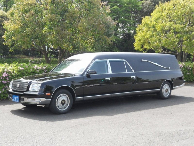 Cadillac Escalade катафалк