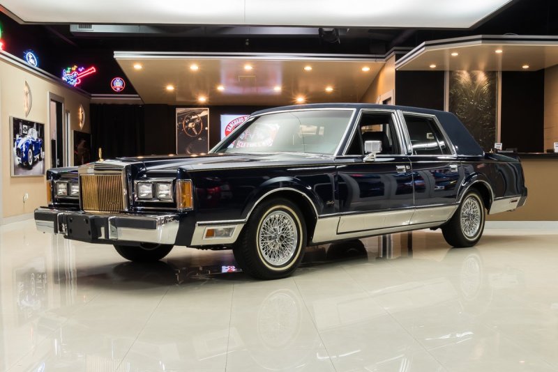 Lincoln Town car Signature 1989