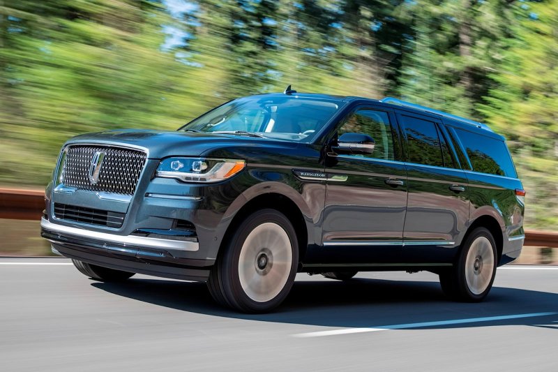 Внедорожник Lincoln Navigator 2022