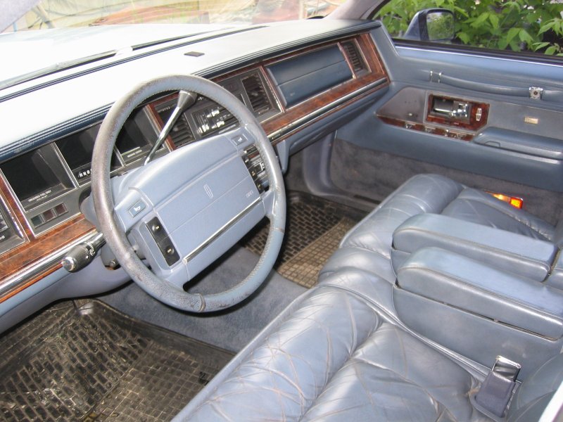 1992 Lincoln Town car II