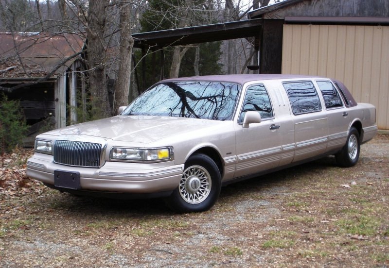 Lincoln Town car 1992 лимузин
