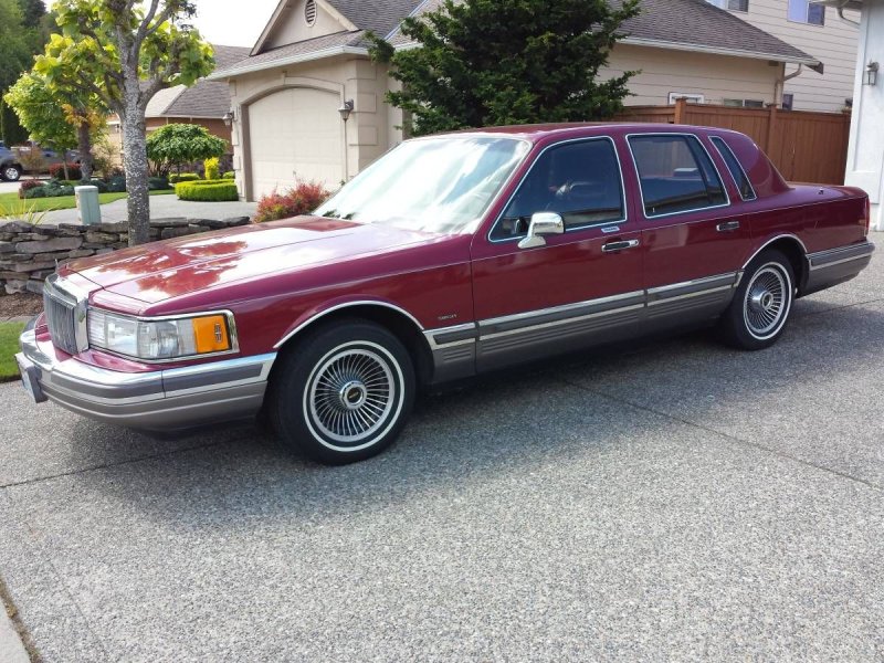 Lincoln Town car 1990