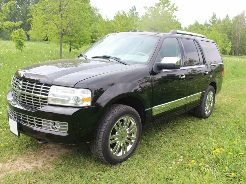 Lincoln Navigator старый