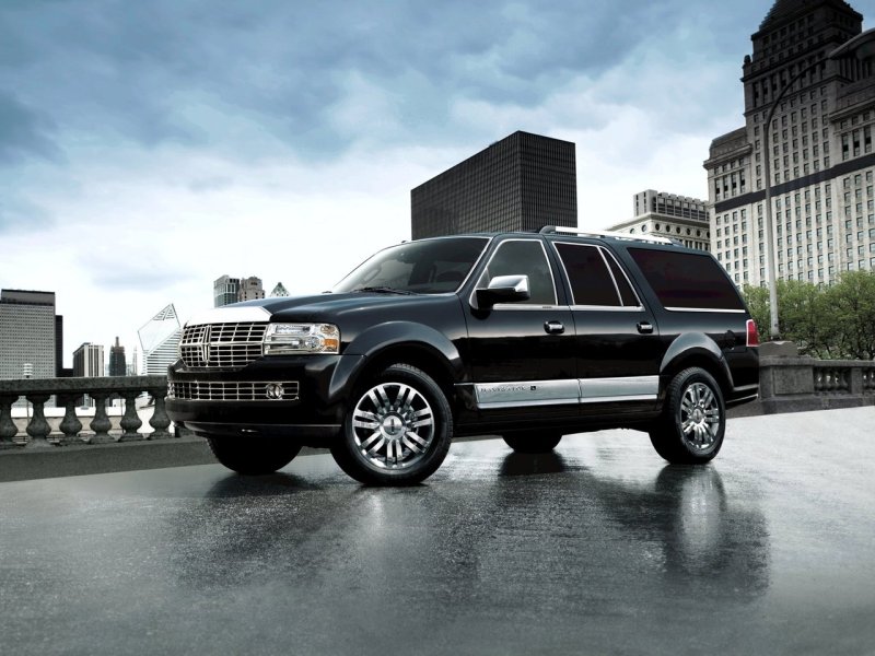 Lincoln Navigator III