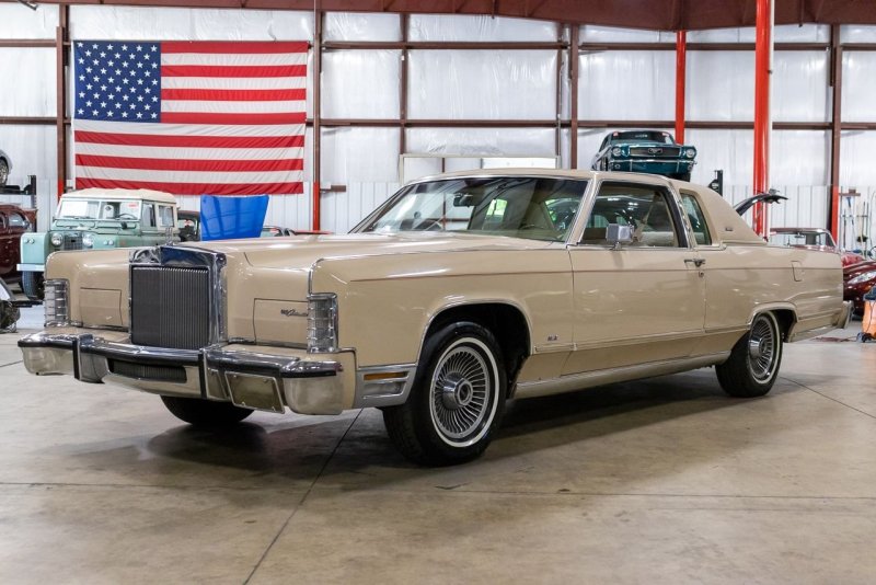1978 Lincoln Continental Town