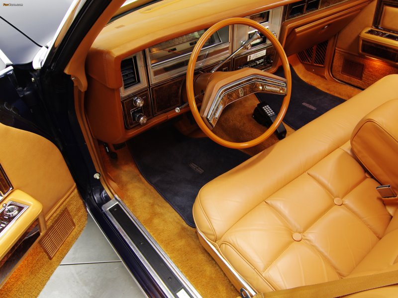 Lincoln Continental 1978 салон