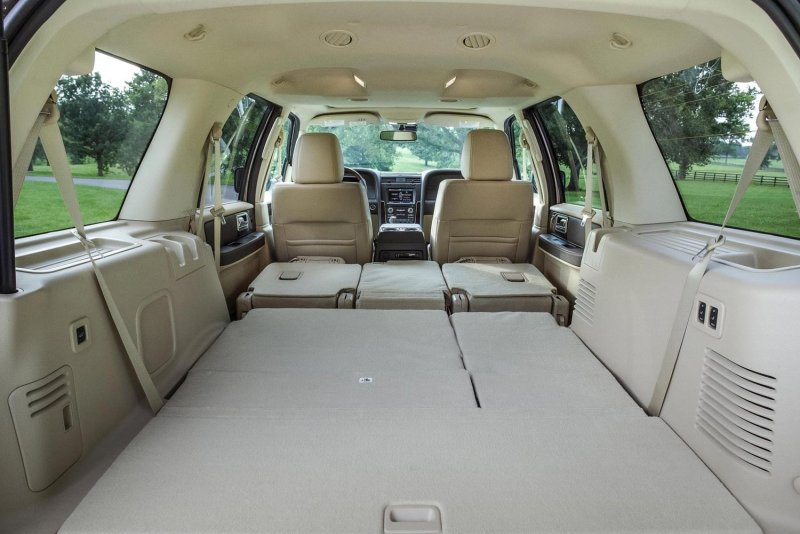 Lincoln Navigator 2003 салон