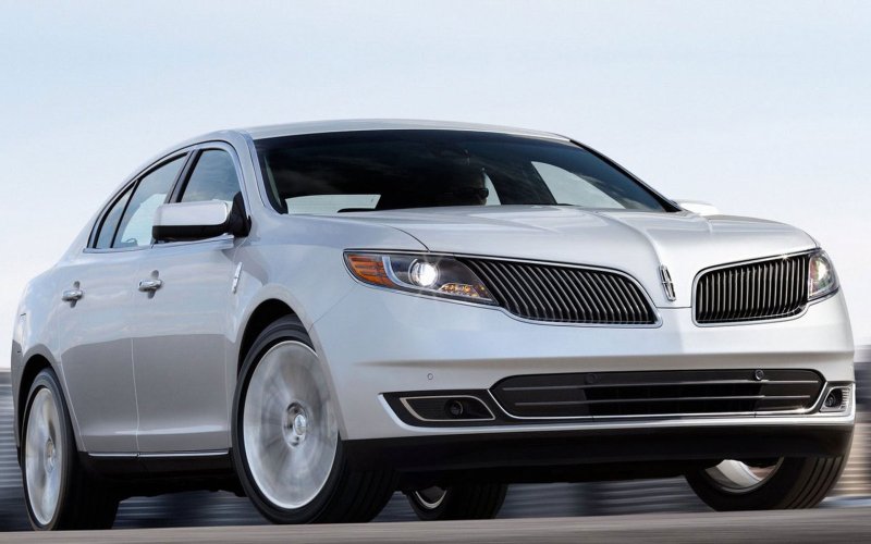 Lincoln седан 2014
