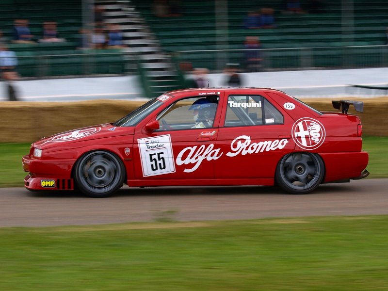 Alfa Romeo 155 Touring car