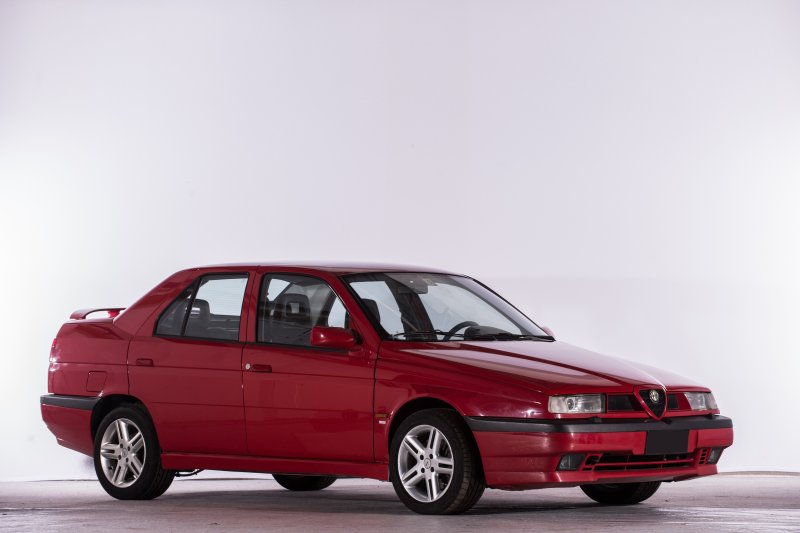 Alfa Romeo 155