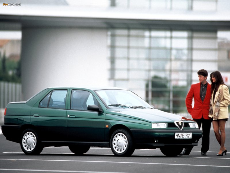 Alfa Romeo 155 1992