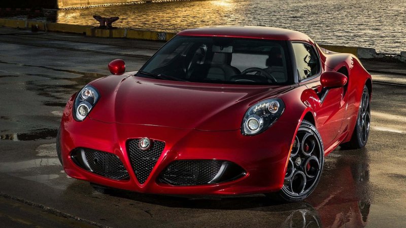 Alfa Romeo 4c (2015)