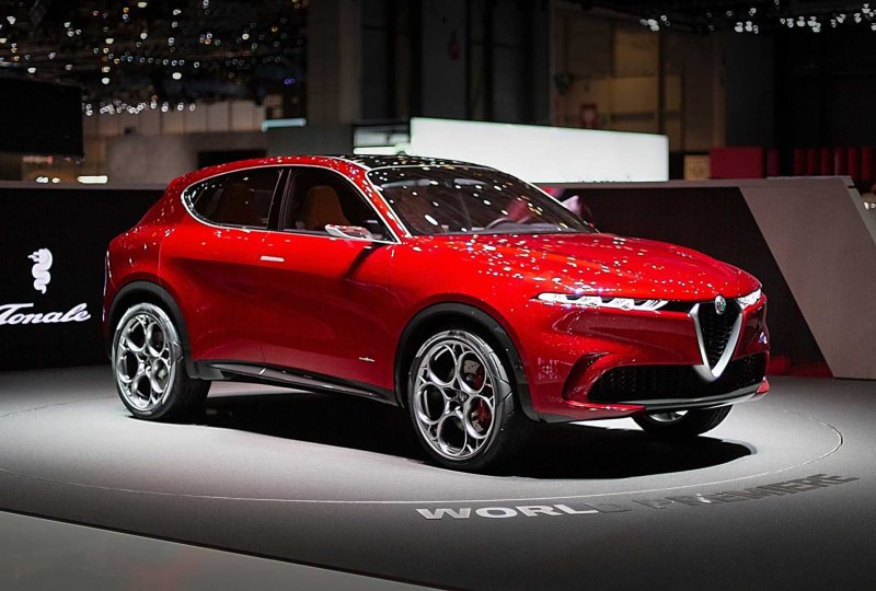 Alfa Romeo кроссовер 2022