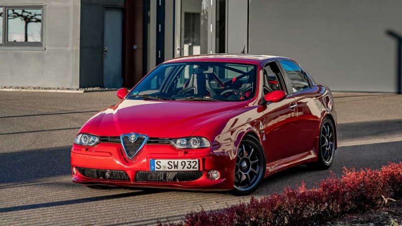 Alfa Romeo 156 4k