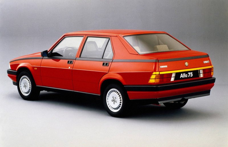 Alfa Romeo 75 1987