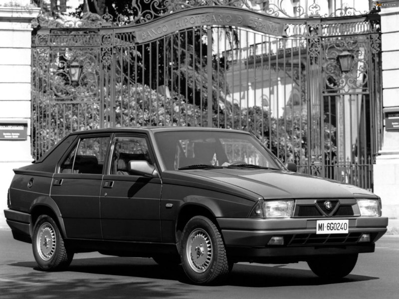 Alfa Romeo 75 1988