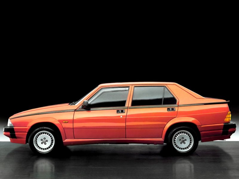 Alfa Romeo 75 v6