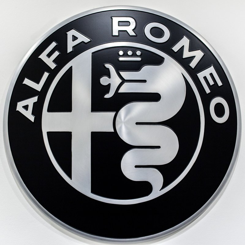 Эмблема Альфа Ромео