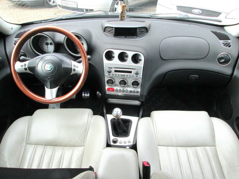 Alfa Romeo 156 i