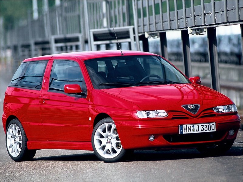 Alfa Romeo 145