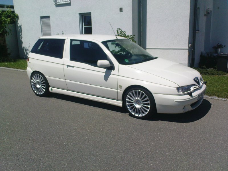 Alfa Romeo 145 Grey