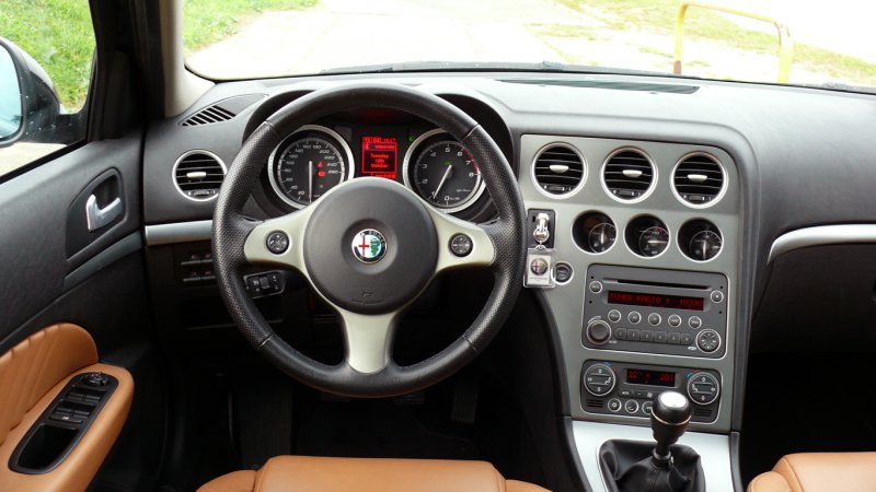 Alfa Romeo 159 Sportwagon салон