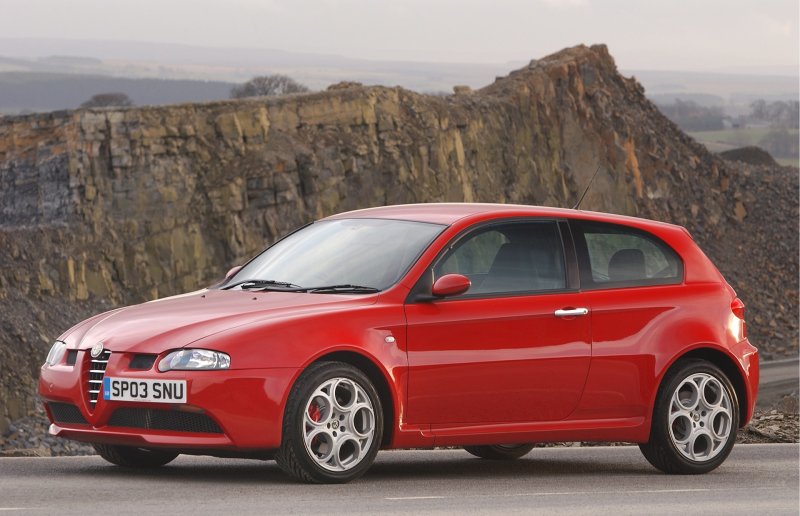 Alfa Romeo 147 01