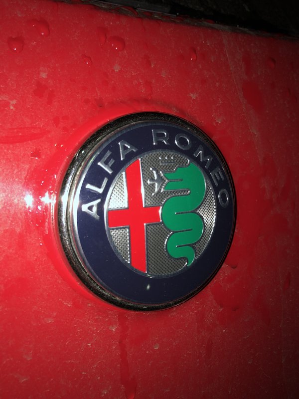 Значок Alfa Romeo 159 Drive