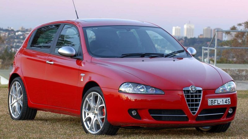 Alfa Romeo 147 5d