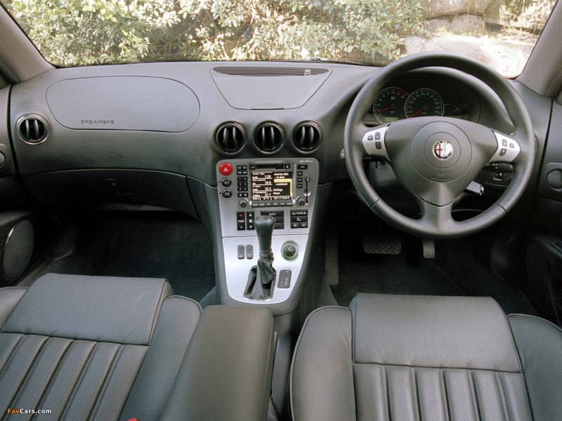 Alfa Romeo 166 салон