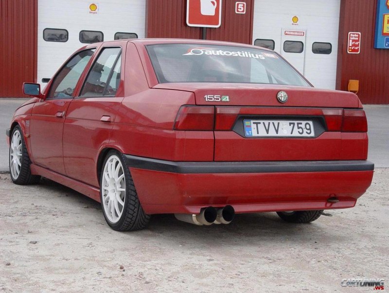 Alfa Romeo 155