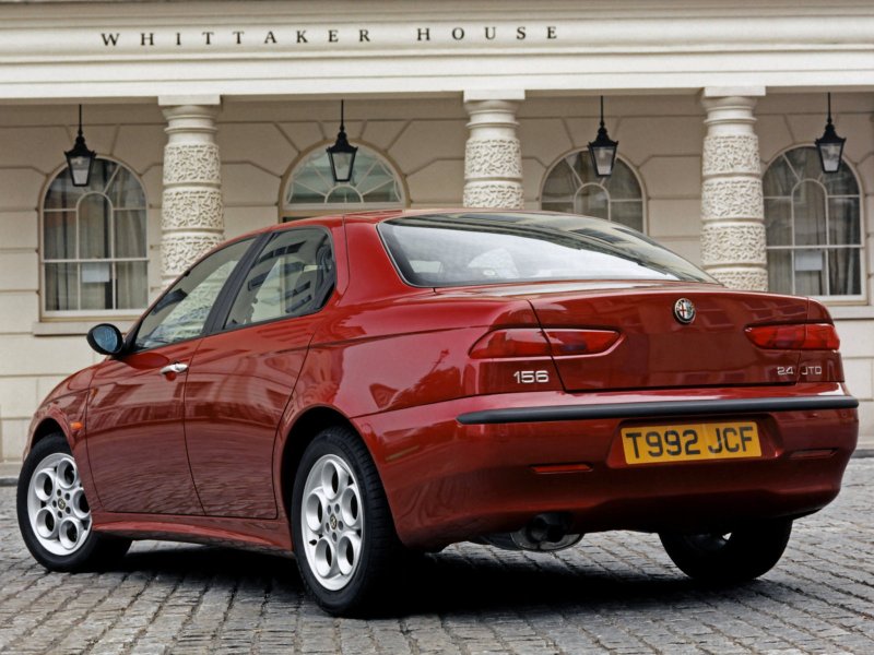 Alfa Romeo 156