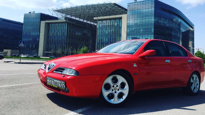 Alfa Romeo 166 2000