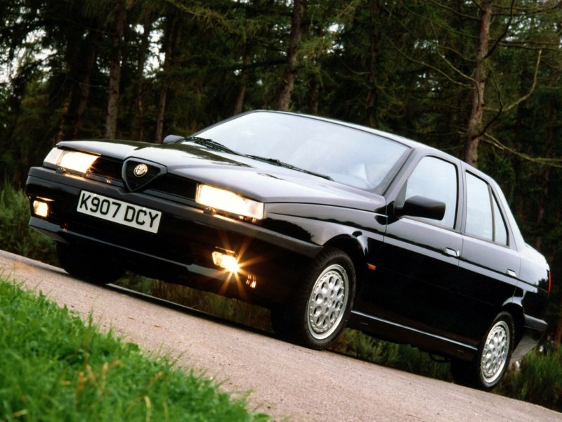 Alfa Romeo 155 1992