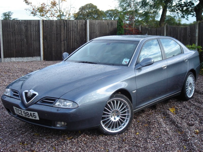 Alfa 166