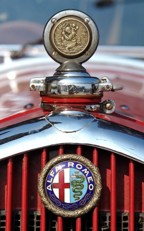 Alfa Romeo значок