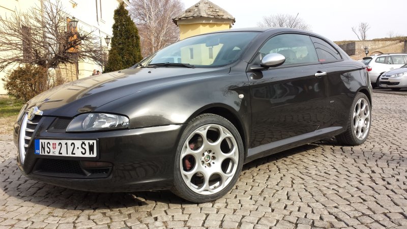 Alfa Romeo gt Blackline