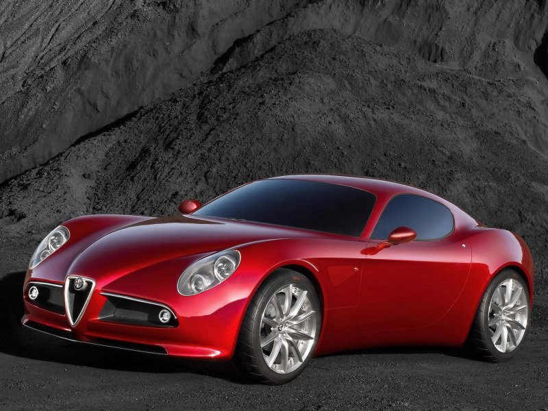 Машина Alfa Romeo 8c Competizione