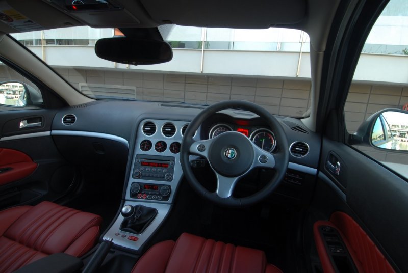 Alfa Romeo 159 Interior