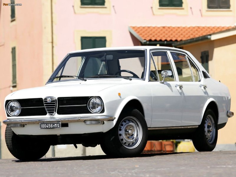 Alfa Romeo Alfetta 1975