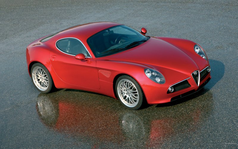 Alfa Romeo 8c 2022