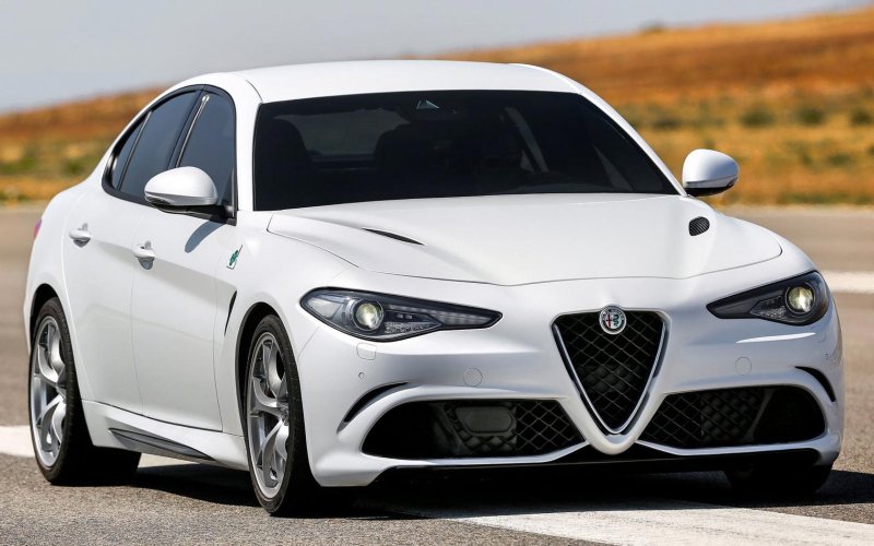 Машина Alfa Romeo Giulia