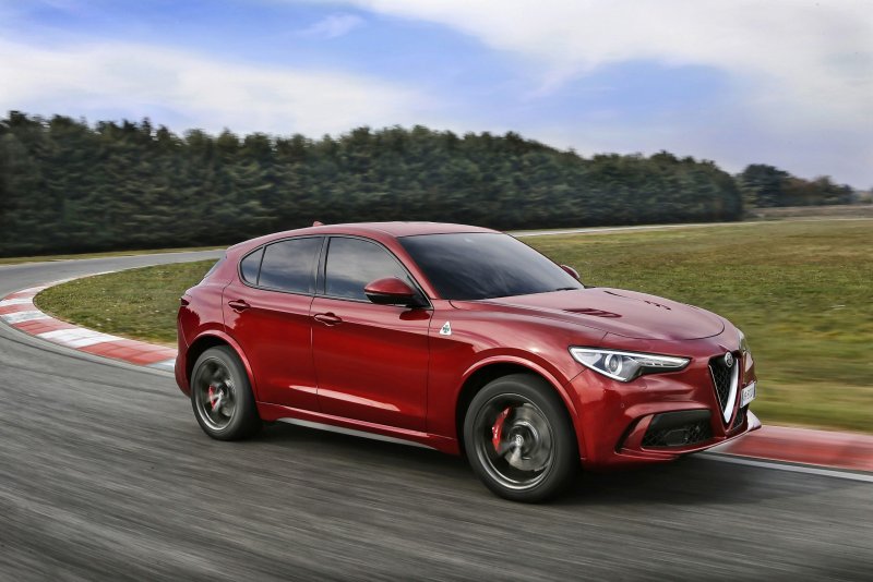 Паркетник Alfa Romeo Stelvio