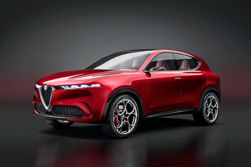 Alfa Romeo кроссовер 2022