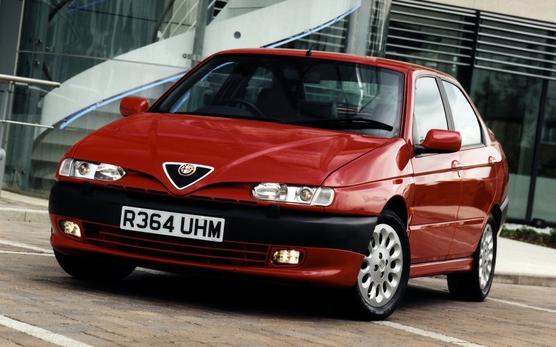 Alfa Romeo 146