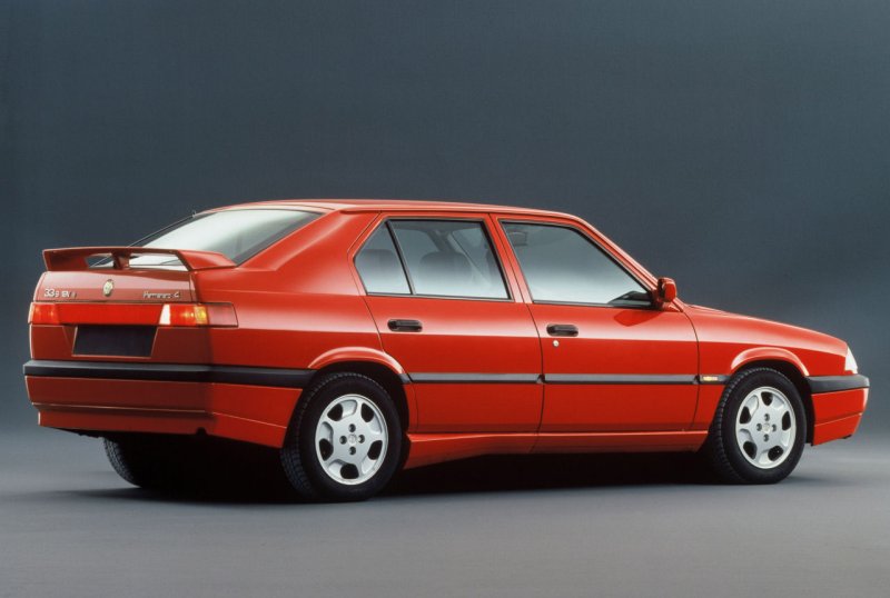 Alfa Romeo 33 1992