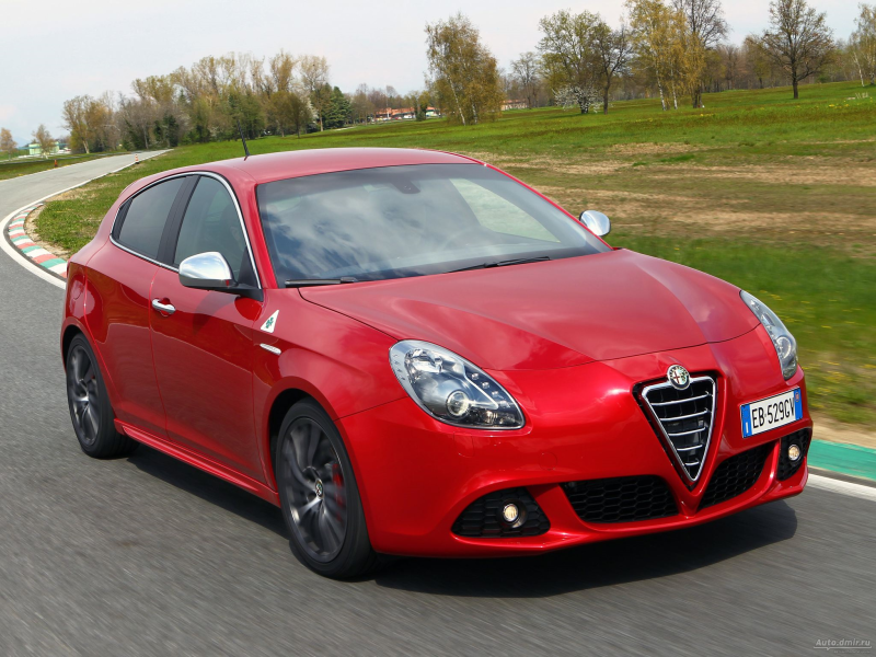 Машина Alfa Romeo Giulietta